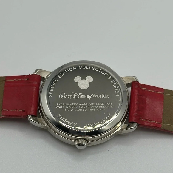 Walt Disney World Tinkerbell watch - Picture 2 of 4